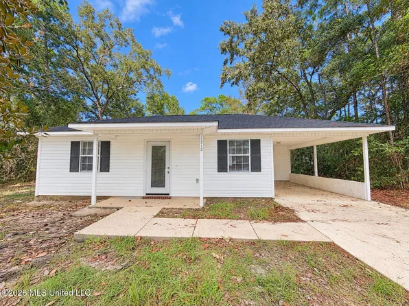 1312 Pine St, Ocean Springs, MS 39564