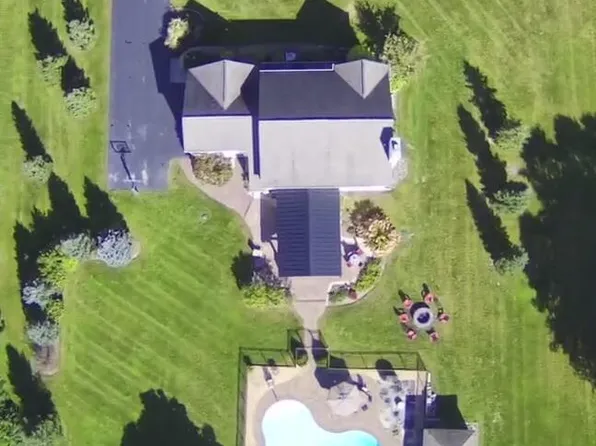 38 Robinwood Lane, Valatie, NY 12184