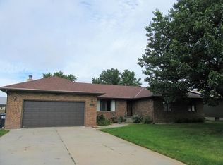 3112 Kennedy Cir, Grand Island, NE 68803