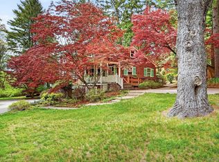 9 Sloehidden Rd, Briarcliff Manor, NY 10510