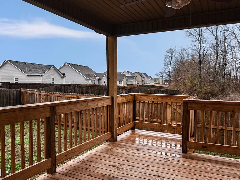 3640 Fox Tail Dr — Photo 16