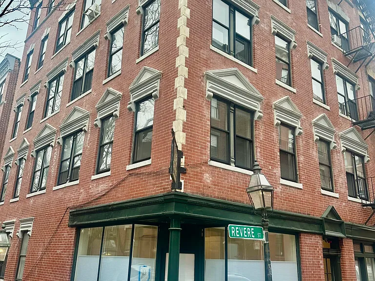 15 Revere St #B — Photo 10