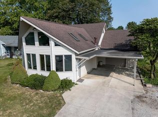 6031 Lake Ave, Fort Wayne, IN 46815