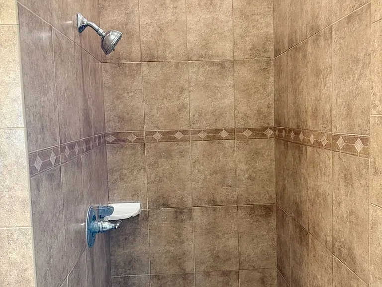 1808 E. Columbus Drive — Photo 24