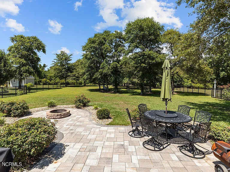 107 Bogue Harbor Ct — Photo 34