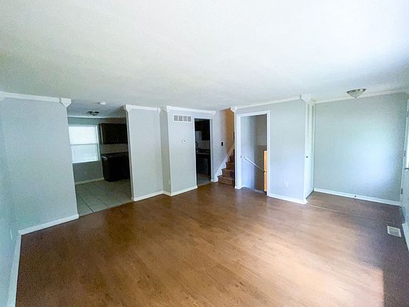 4th image of 11220 E Whistler Dr