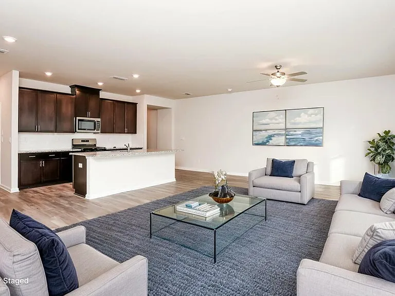 1157 Sunny Lake Dr — Photo 5