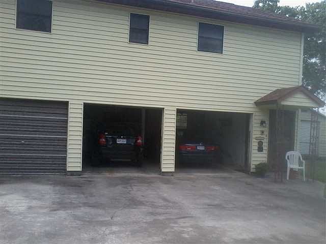 2nd image of 5895 Hogaboom Rd