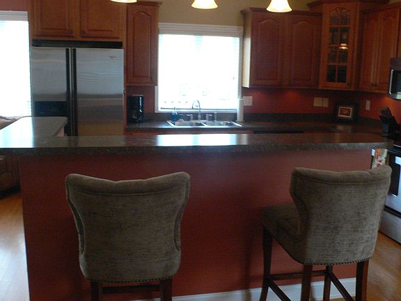 5th image of 914 Gothic Manor Way