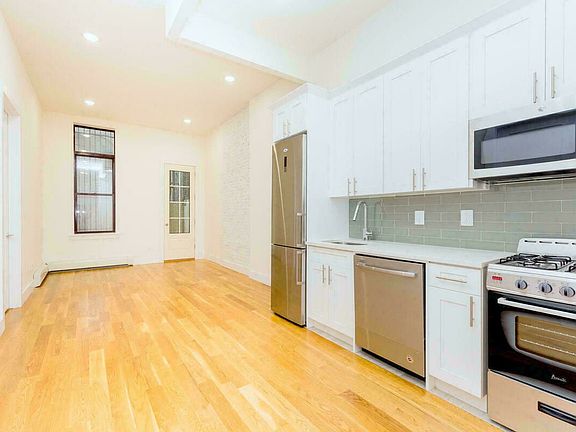 2nd image of 342 Lenox Ave Unit 1BB