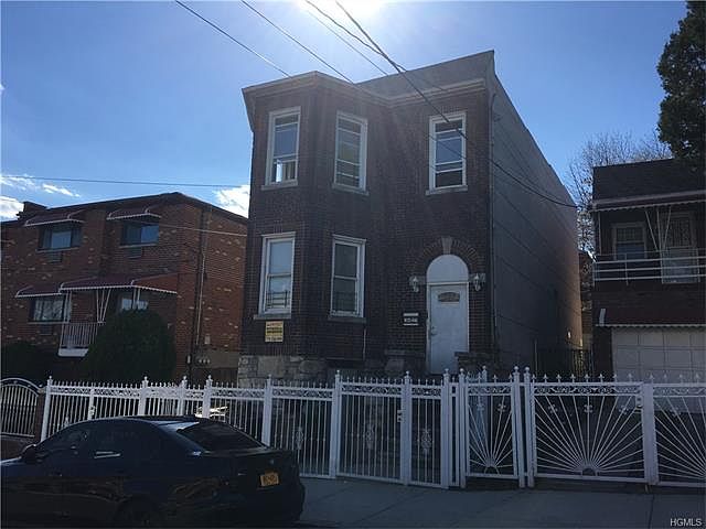 1st image of 3425 Gunther Ave