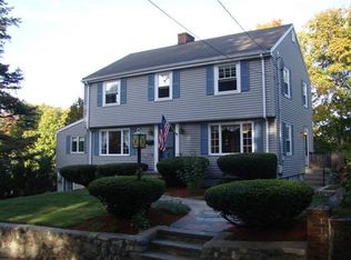 4 Overlake Rd, Wakefield, MA 01880