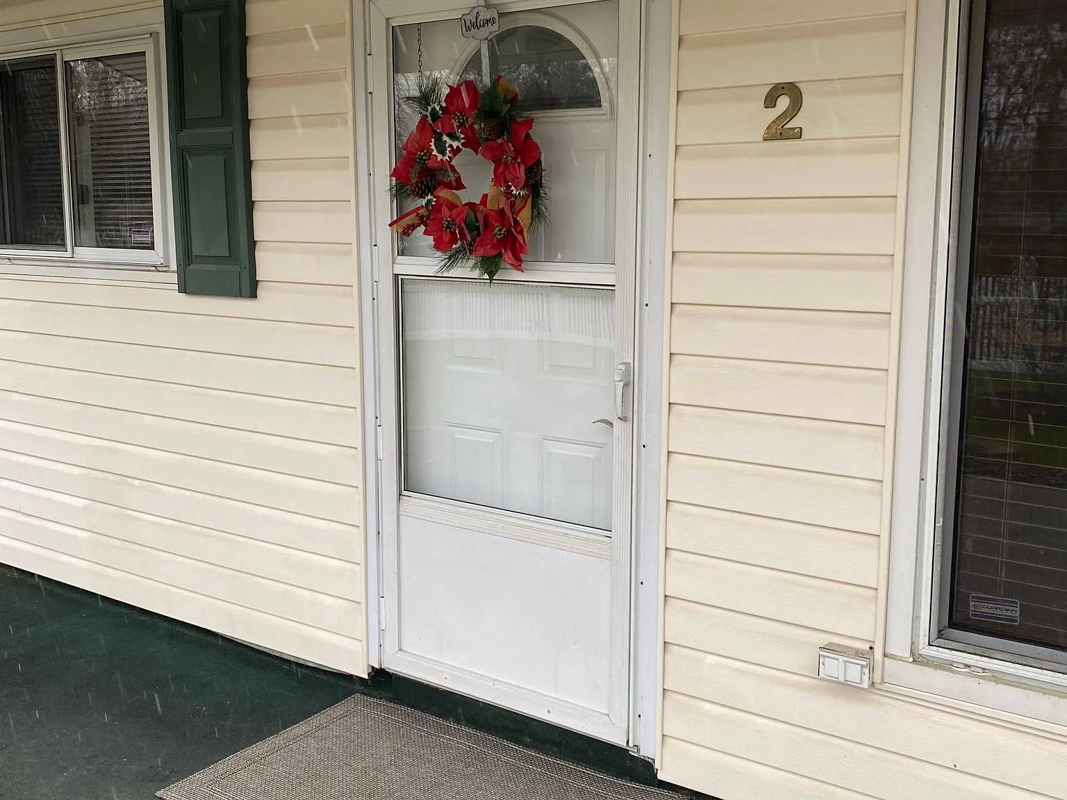 2 Dover Dr — Photo 2