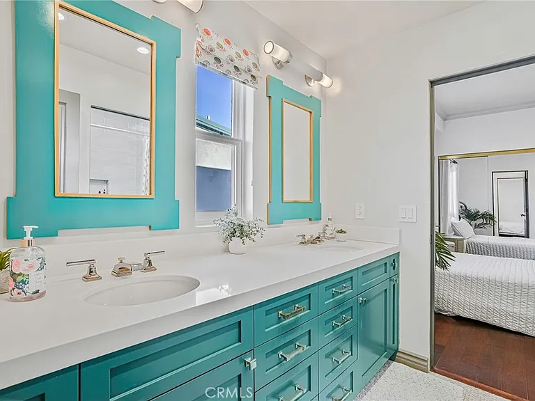 2200 Walnut Ave — Photo 17