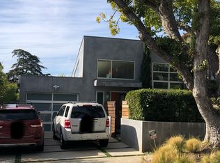 939 Galloway St, Pacific Palisades, CA 90272