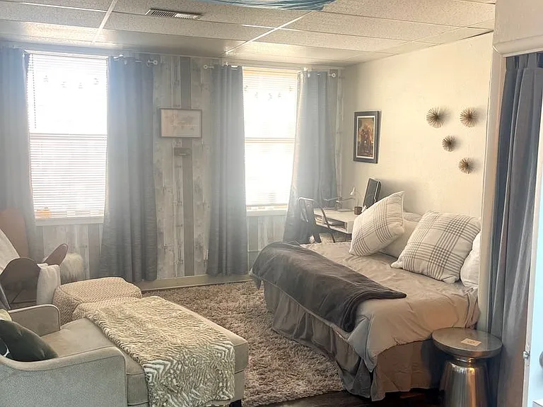 1220 Washington Ave #4 — Photo 3