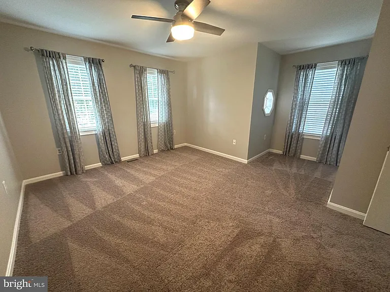 11928 Sentinel Point Ct — Photo 14