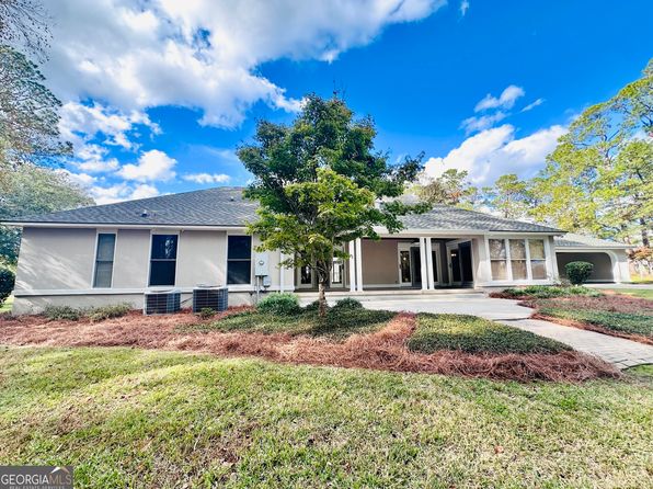 27 Williams St, Mc Rae, GA 31055