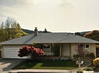 8845 Oak Trail Ct, Santa Rosa, CA 95409