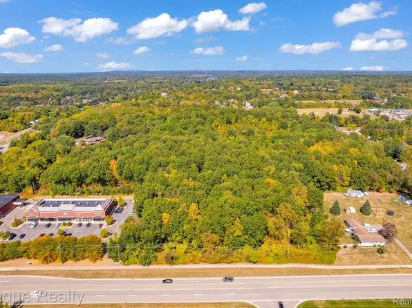 W Clarkston Rd, Clarkston, MI 48348