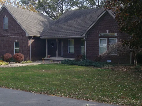 2573 Peachtree Dr, Franklin, IN 46131