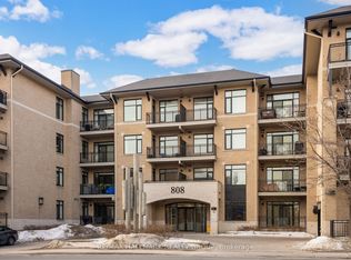 808 Bronson Ave #311, Ottawa, ON K1S 5A4
