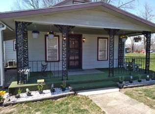 33706 Whn Rd, Stover, MO 65078