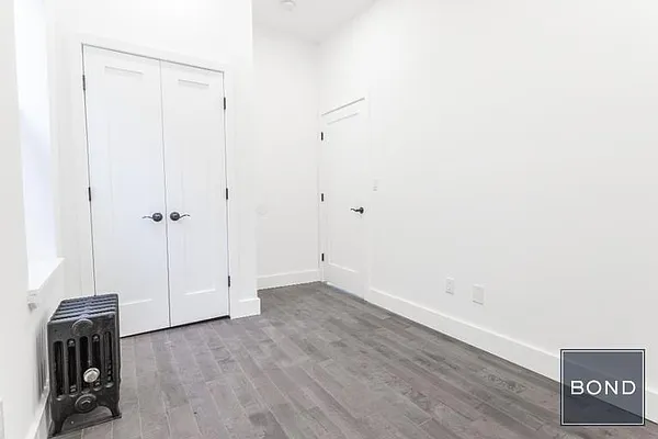 Rented by Bond New York | media 24