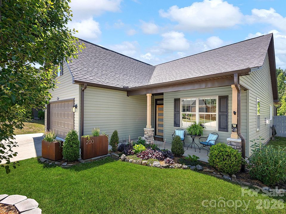 1st image of 200 Water Leaf Dr