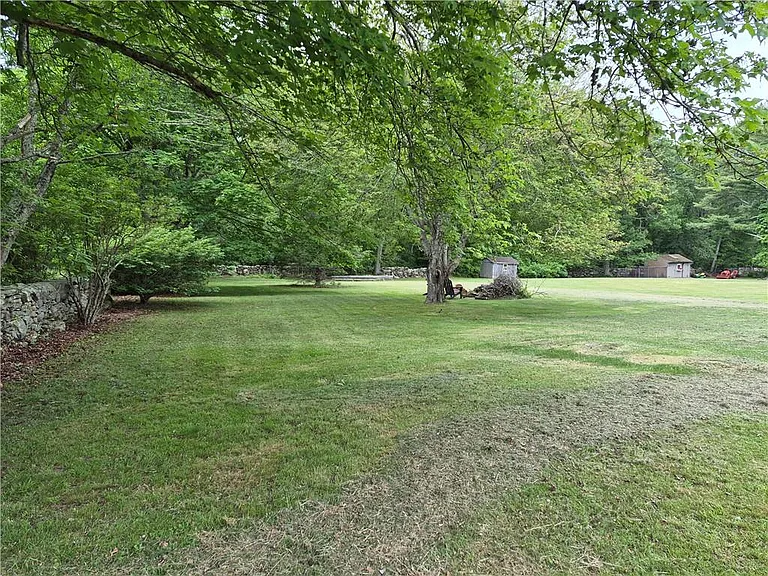345 Stone Church Rd — Photo 6