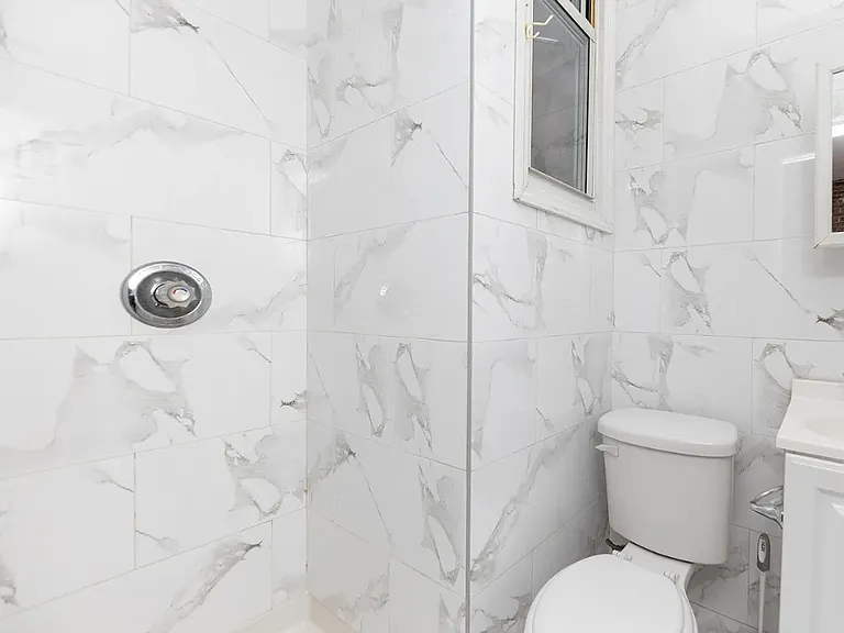 1174 Nostrand Ave #3R — Photo 8