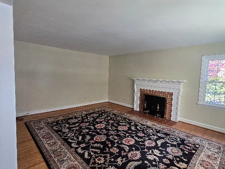 705 Ashford Rd — Photo 11