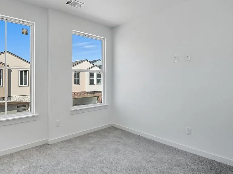 2921 El Fenice Ln — Photo 26