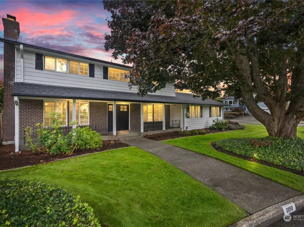 2050 Fremont Circle, Tacoma, WA 98406