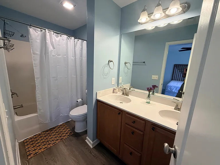 11 Athena Ave — Photo 18