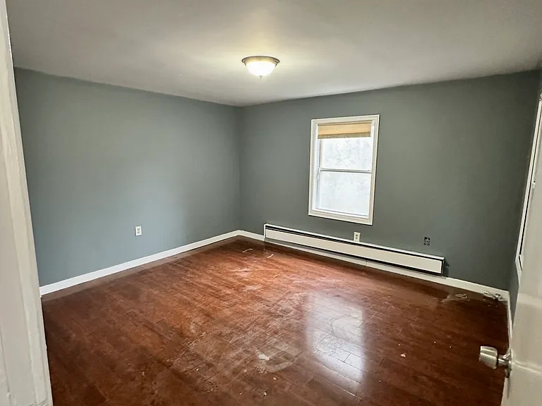 1303 Asbury Ave #2 — Photo 2