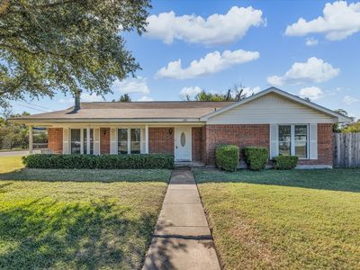 1325 Crow Dr, Waco, TX, 76705