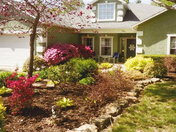 3rd image of 2811 N Boxwood Dr