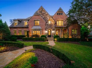 135 Manor Lake Ct, Milton, GA 30004