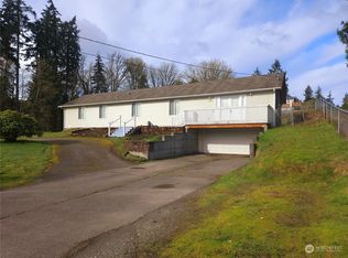19505 65th Ave NE, Kenmore, WA 98028