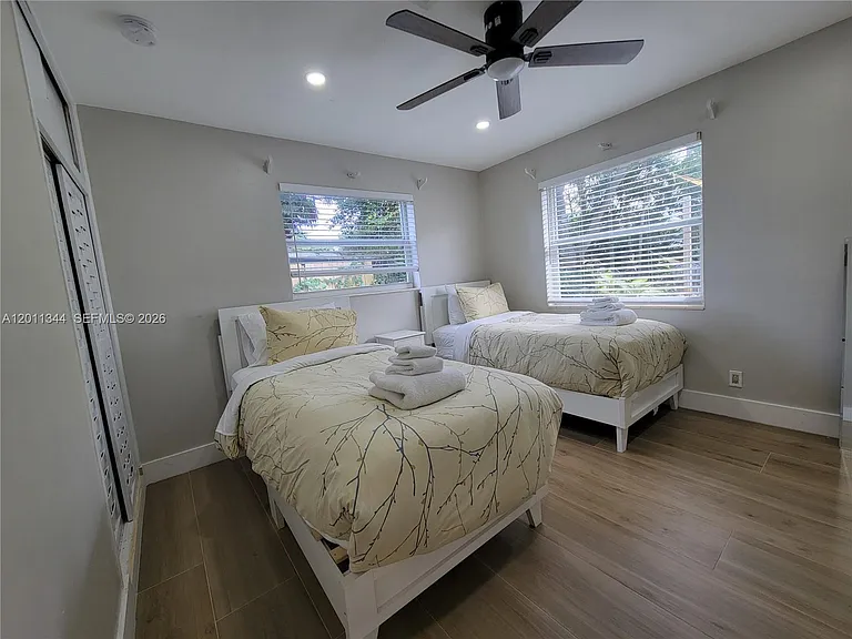 913 Lighthouse Dr — Photo 32