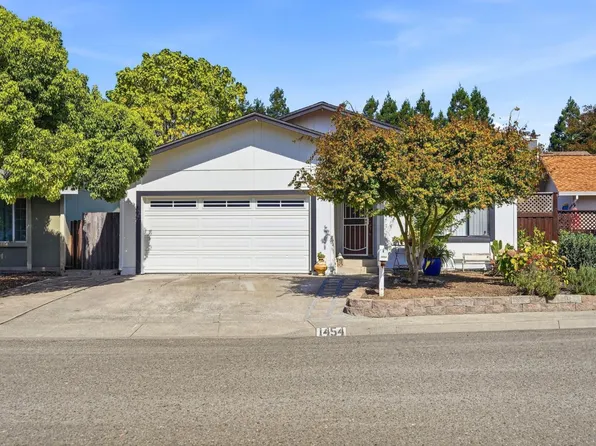 1454 Gregory Court, Rohnert Park, CA 94928