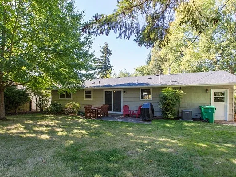 2520 SW Edgemoor Ave — Photo 17