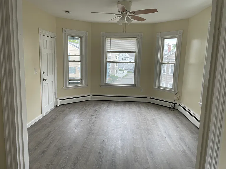 14 Thorndike St #2 — Photo 17