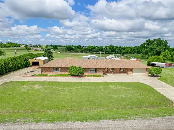 2915 N West Oaks Pl, Newcastle, OK 73065