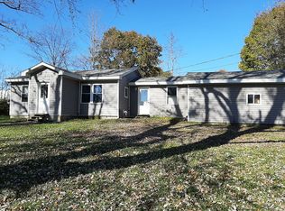 250 W 2nd St, Waterford, PA 16441