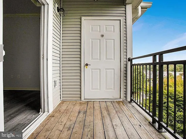 1301 Karen Blvd #401 — Photo 10