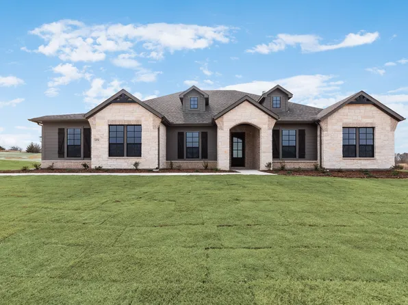 1070 Julian Dr, Van Alstyne, TX 75495
