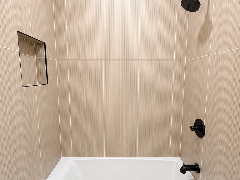 34 Feiner Pl #2R — Photo 25