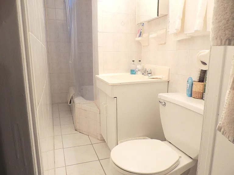 188 Orchard St #8 — Photo 6